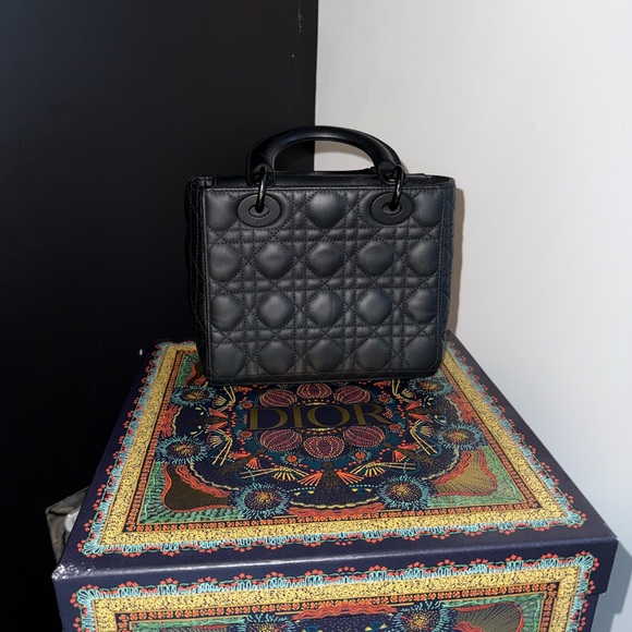 *SOLD* - Picture 3 of 16